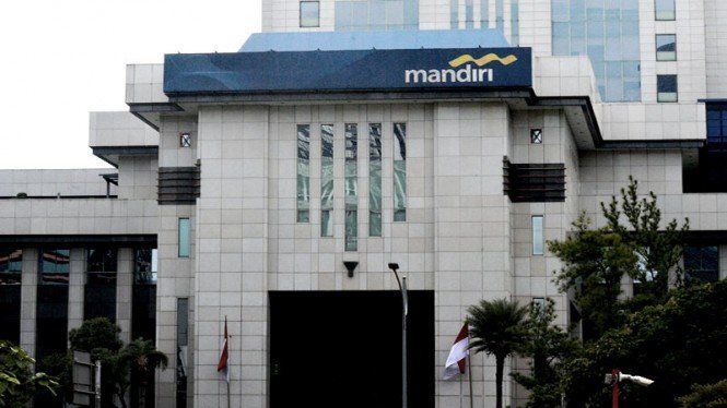 bank mandiri ged.jpg
